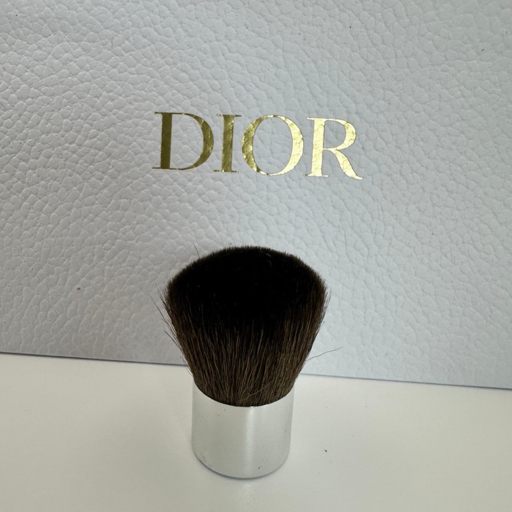 DIOR Mini Kabuki Brush